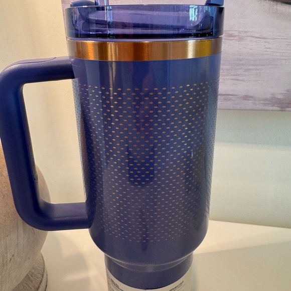 Stanley exclusive Calia 40oz Quencher H2.0 Tumbler Skipper Blue NEW - Picture 5 of 6